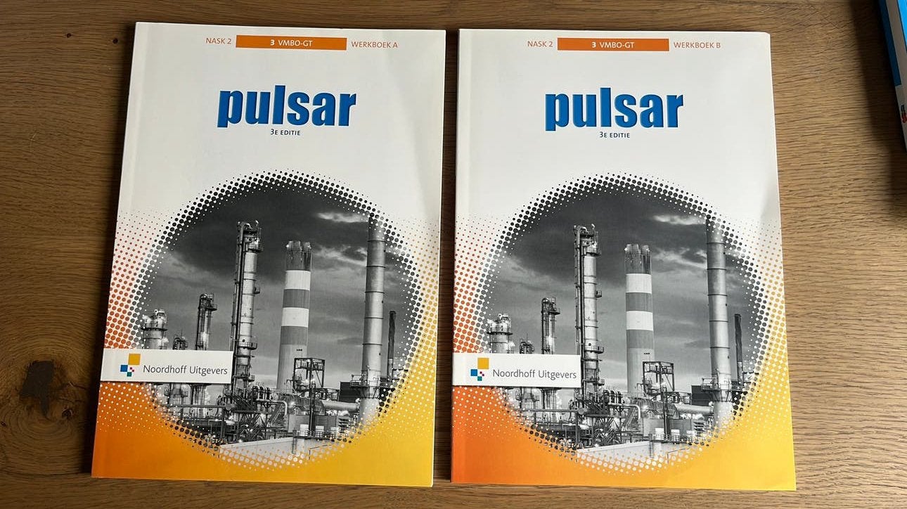Pulsar 3e editie NASK 2 werkboek A en B, Ophalen of Verzenden, Zo goed als nieuw, VMBO, Natuurkunde