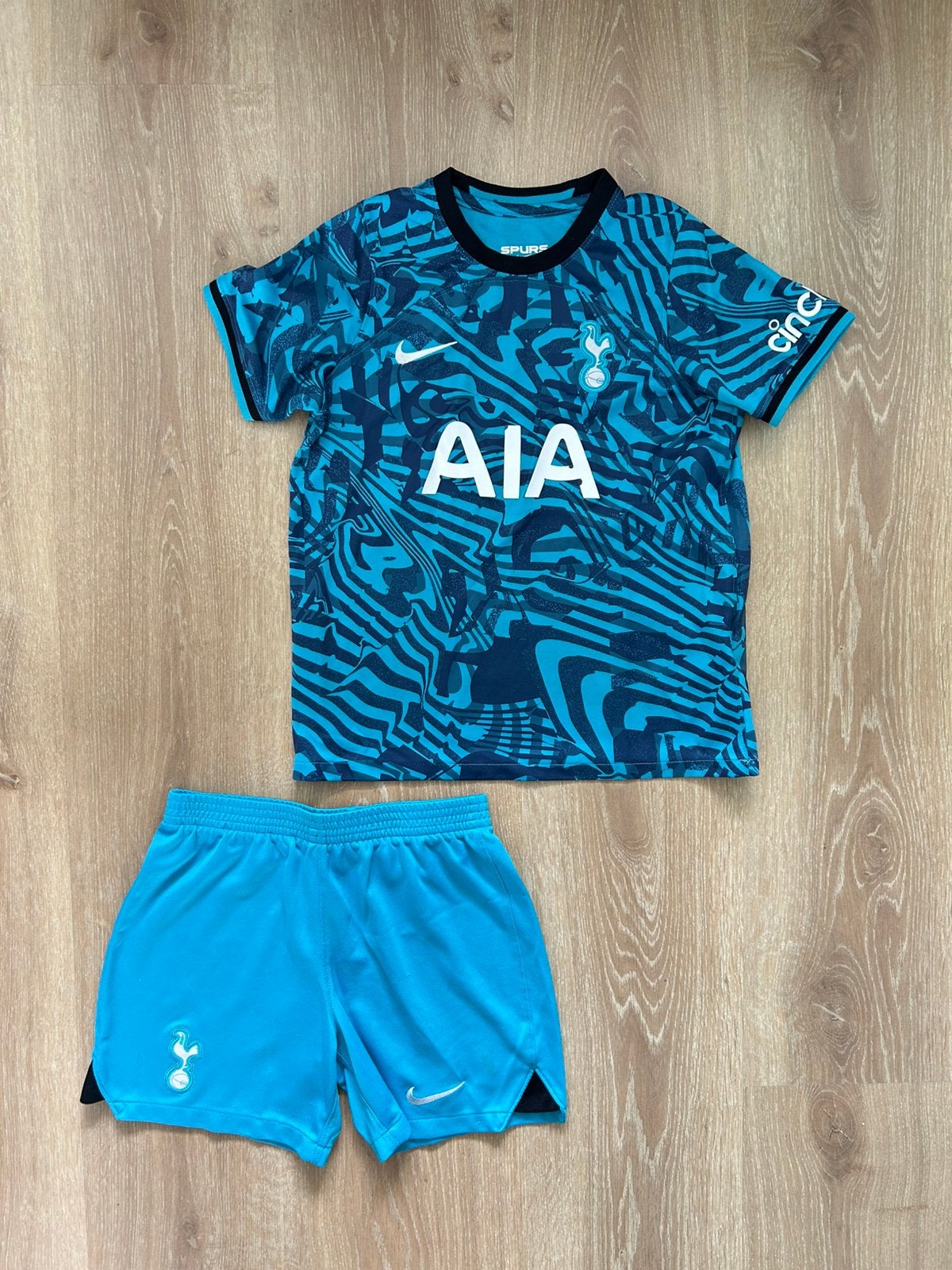 Tottenham Hotspur Nike derde tenue 22/23 Maat 122-128, Kinderen en Baby's, Kinderkleding | Maat 128, Gebruikt, Jongen of Meisje