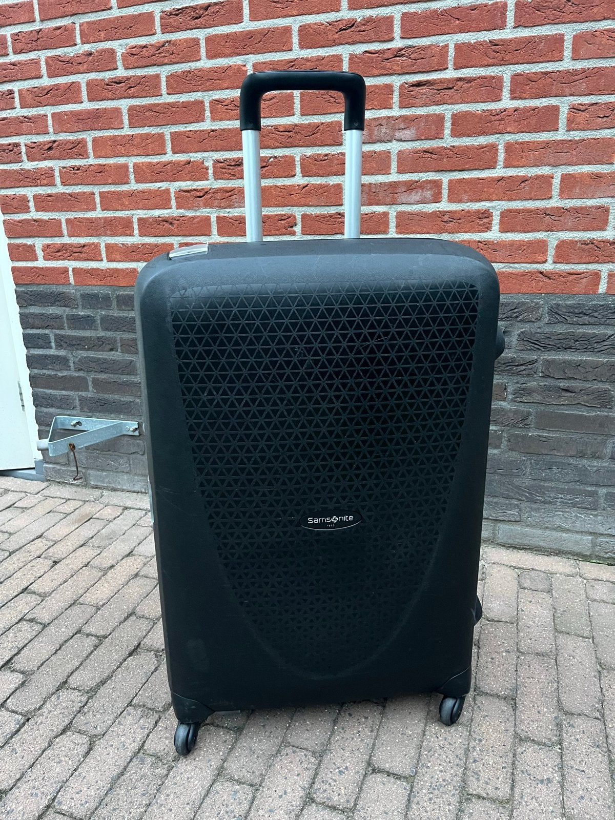 Samsonite Spinner hardcase koffer met 4 wieltjes Zwart 75cm, Sieraden, Tassen en Uiterlijk, Koffers, Wieltjes, Hard kunststof