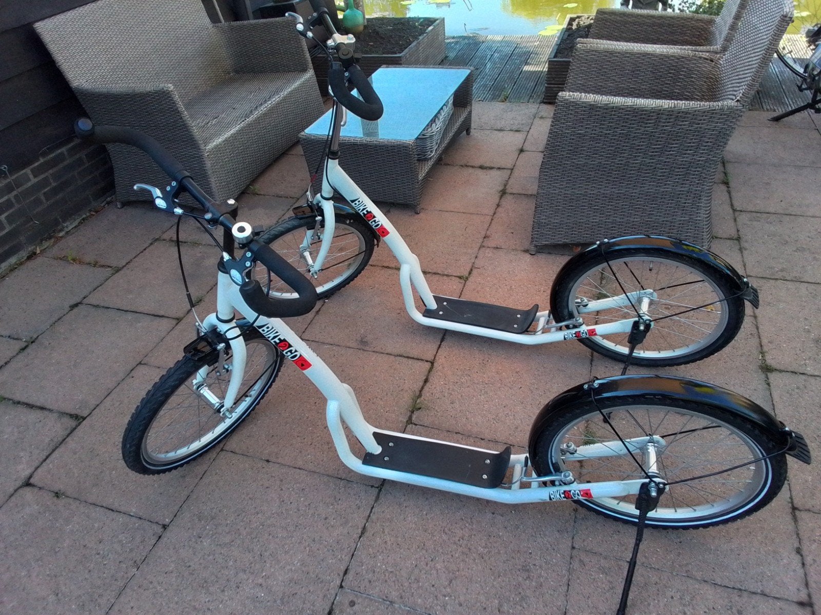 2 identieke kickbike steps voor volwassenen, Ophalen, Zo goed als nieuw, Velgrem, Overige typen