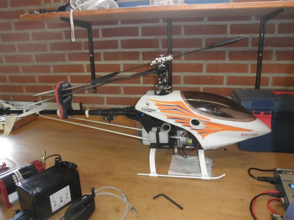 bestuurbare helicopter, Hobby en Vrije tijd, Modelbouw | Radiografisch | Helikopters en Quadcopters, Ophalen, Zo goed als nieuw