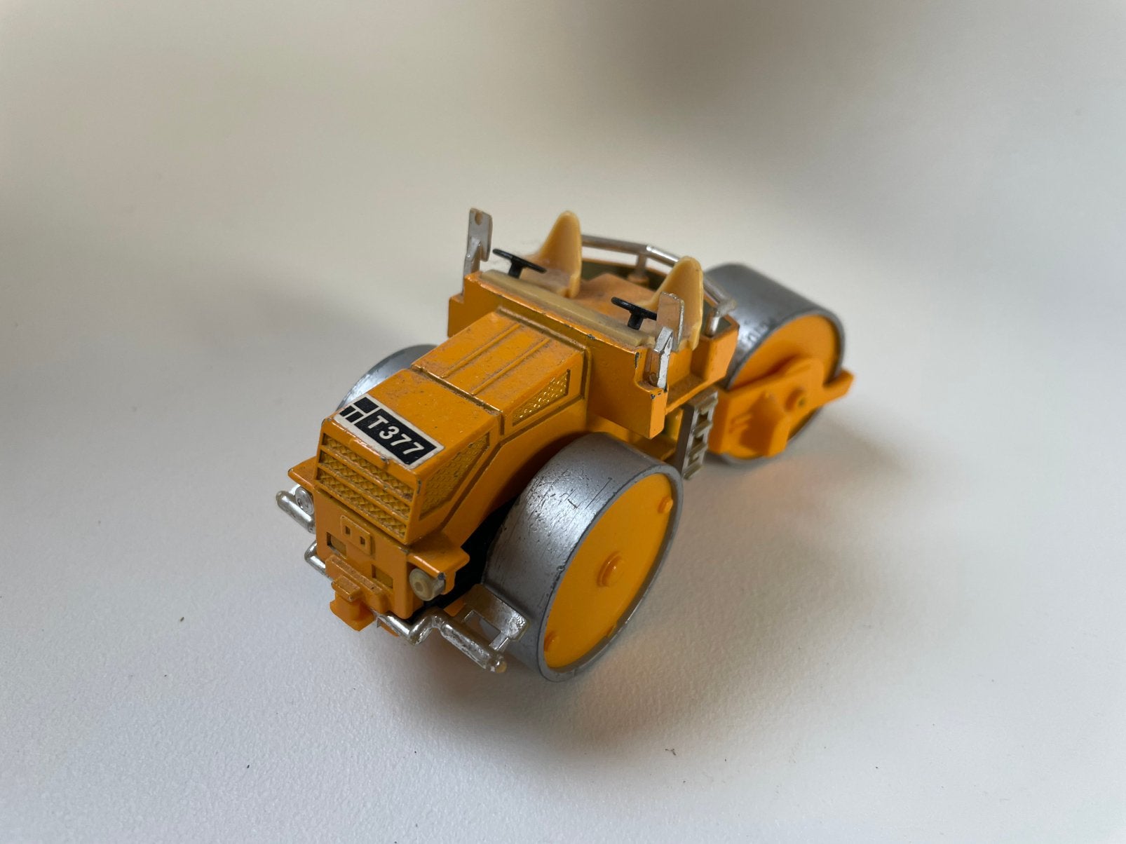 model Roadmaster macadamroller asfaltwals, wals, 1/64 MC Toy, Ophalen of Verzenden, Gebruikt, Overige typen