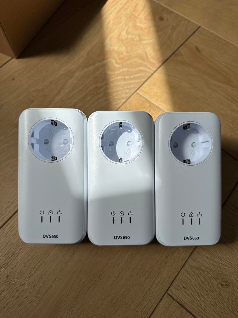 KPN Wifi stekkers DVS 650 Powerline Adapters (3 stuks), Ophalen of Verzenden, Gebruikt