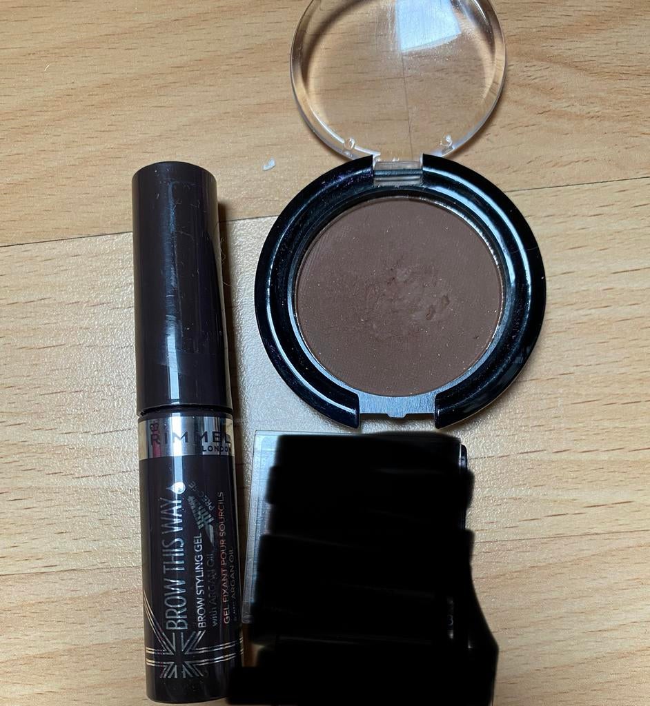 Nieuw eyebrow poeder donker bruin Rimmel eyebrow gel, Ophalen of Verzenden, Nieuw, Bruin, Ogen
