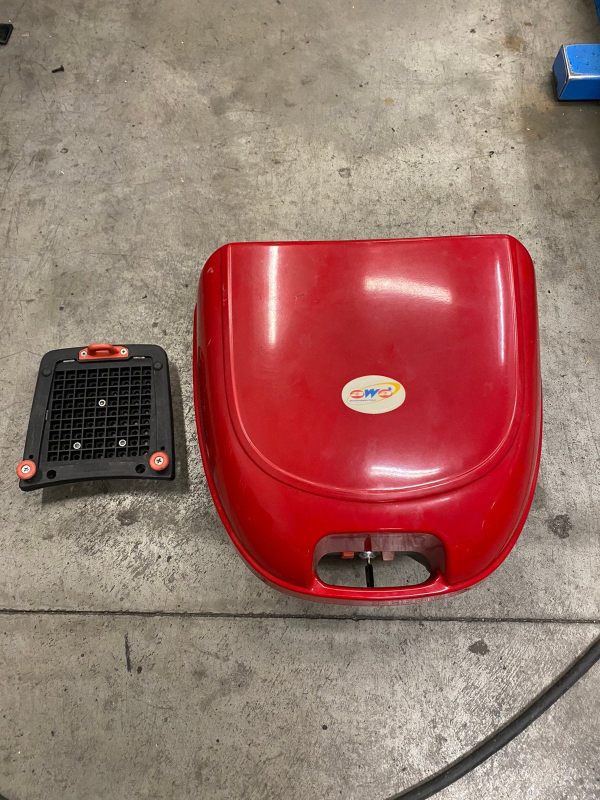 Gilera runner 50cc 125cc 180cc topkoffer, Motoren, Ophalen of Verzenden