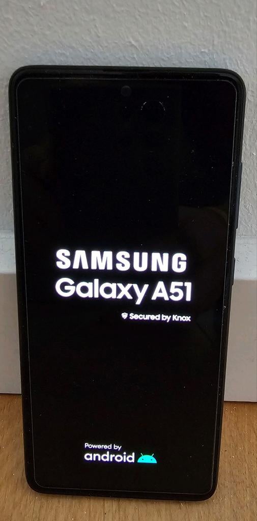 Samsung Galaxy A51 smartphone met diverse (flip)covers., Gebruikt, Zwart, Touchscreen, Ophalen of Verzenden
