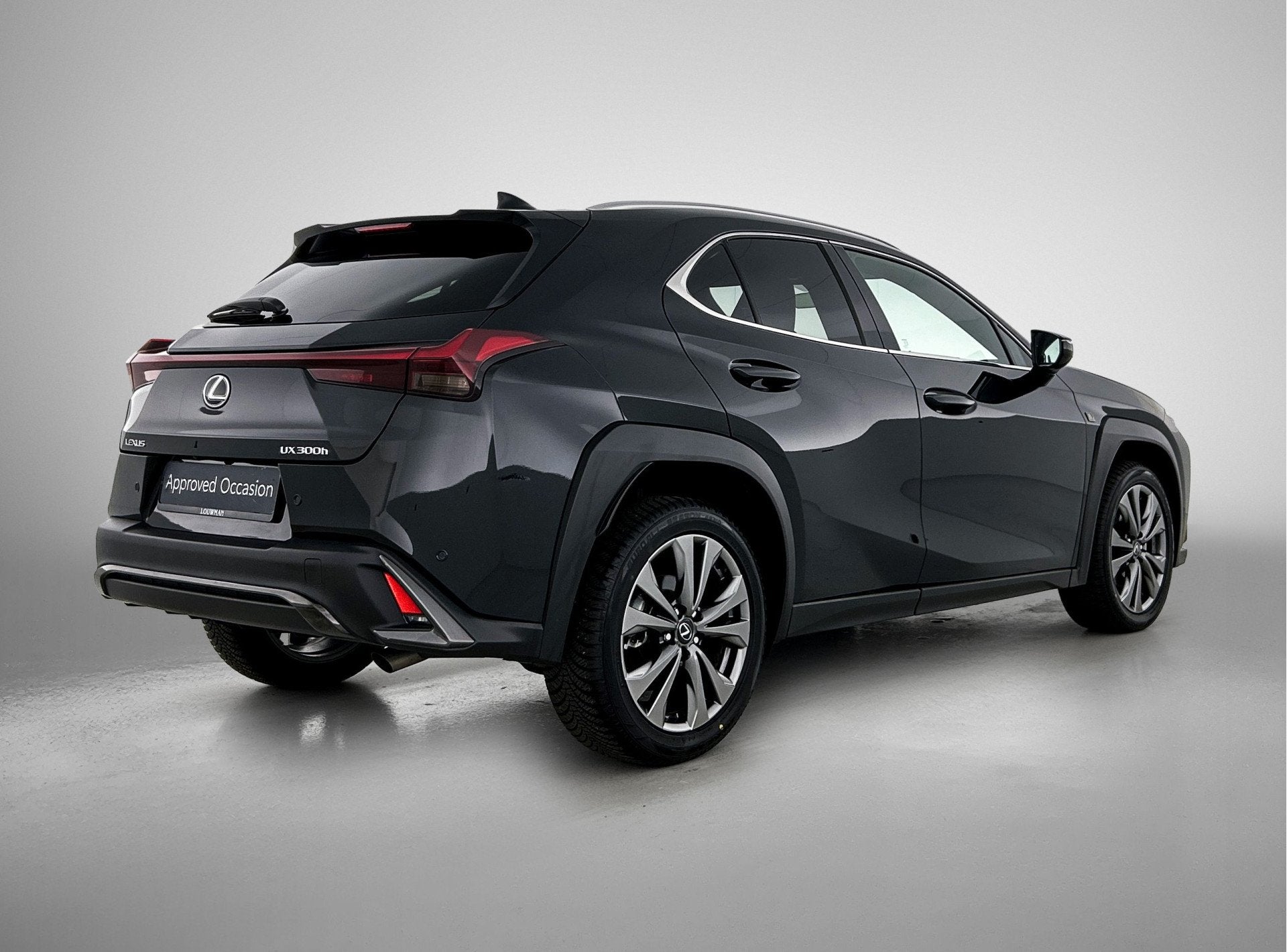 Lexus UX 300h F SPORT Design | BTW Voertuig | Stoel+stuurver, Auto's, Lexus, 12 maanden, Stof, Gebruikt, Zwart
