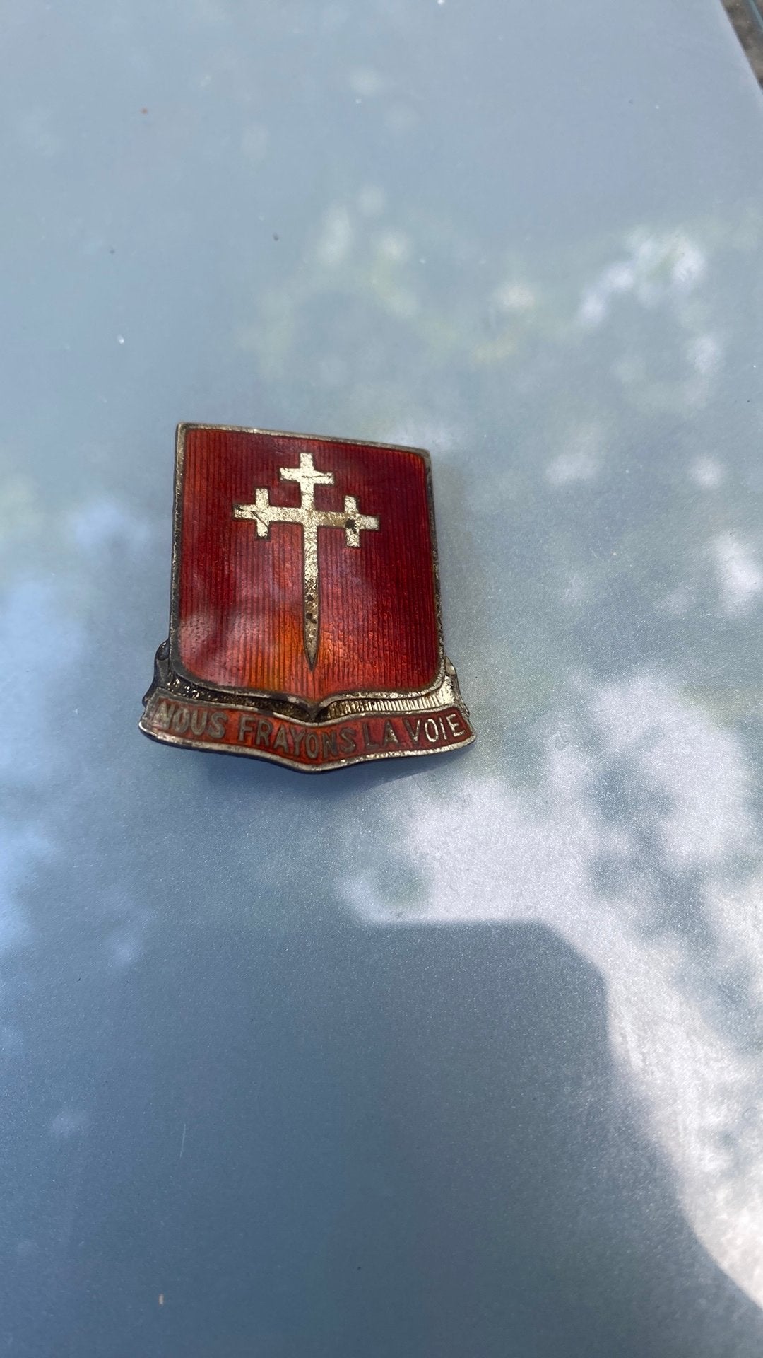 Geëmailleerde broche van sterling zilver, Ophalen of Verzenden, Zo goed als nieuw, Zilver