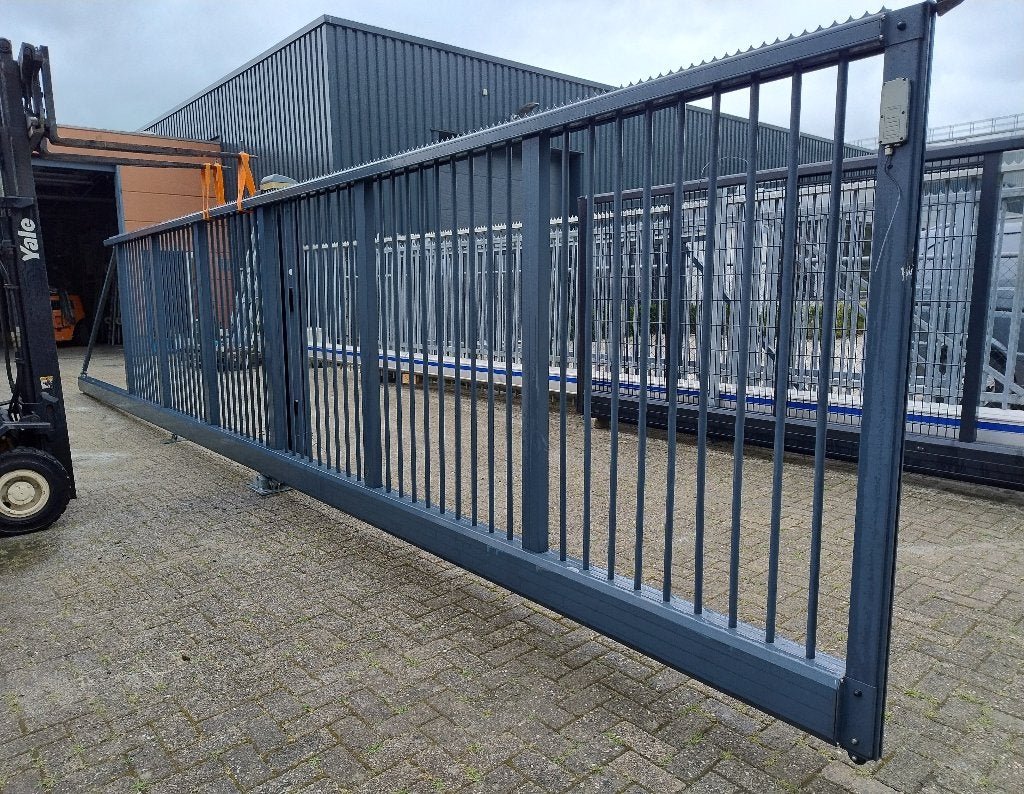 ABC schuifpoort schuifhek 8 mtr doorgang. met lichte schade, Ophalen, Schuifpoort, 200 cm of meer, 150 tot 200 cm