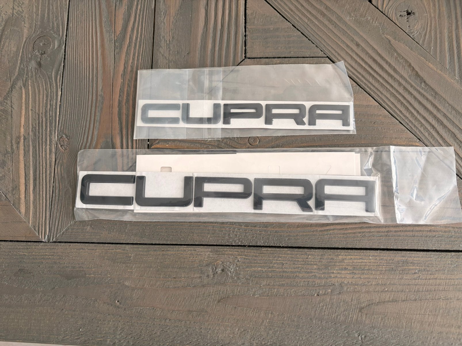 Cupra logo's zwart hoogglans voor en achter, Ophalen of Verzenden