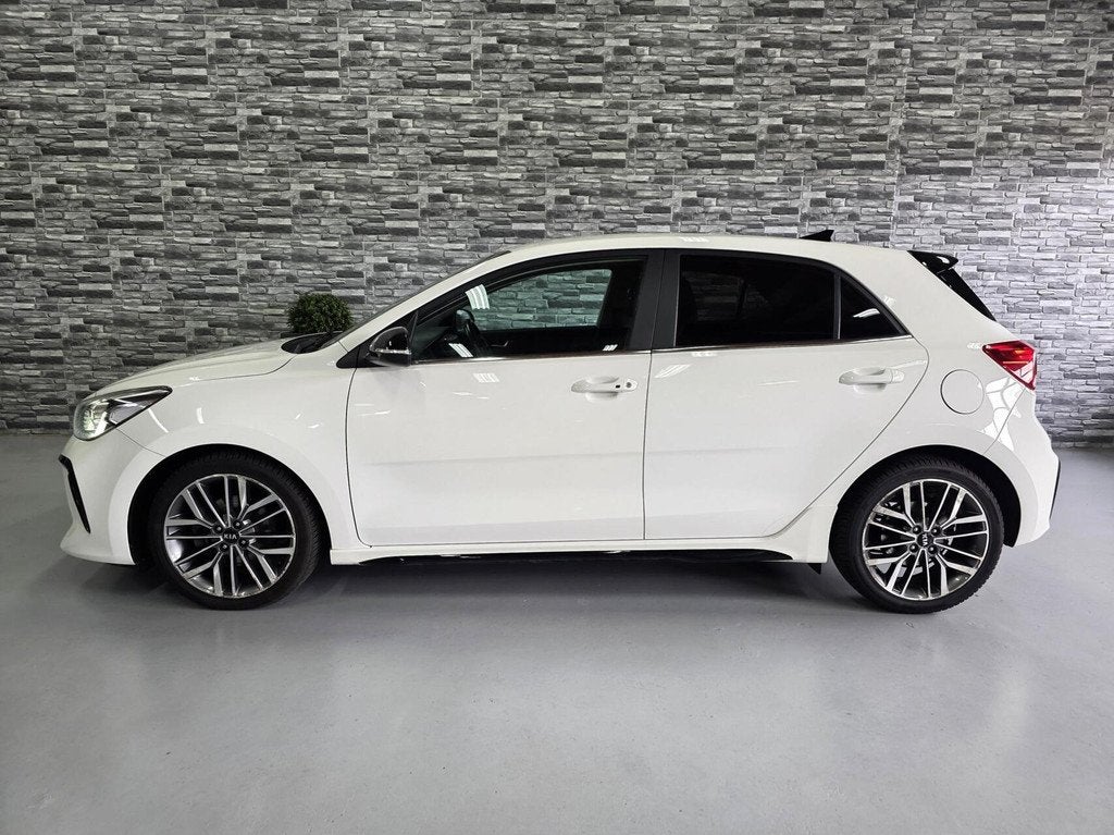Kia Rio 1.0 TGDI GT-Line *Vol in opties*Camera*Keyless*NAP*!, Auto's, Kia, Voorwielaandrijving, Automatische klimaatregeling, 450 kg
