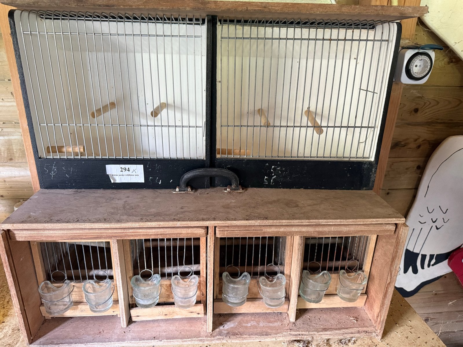Zangkast met zangkooitjes en 2 tentoonstelling kooien, Ophalen of Verzenden, Hout, Vogelkooi