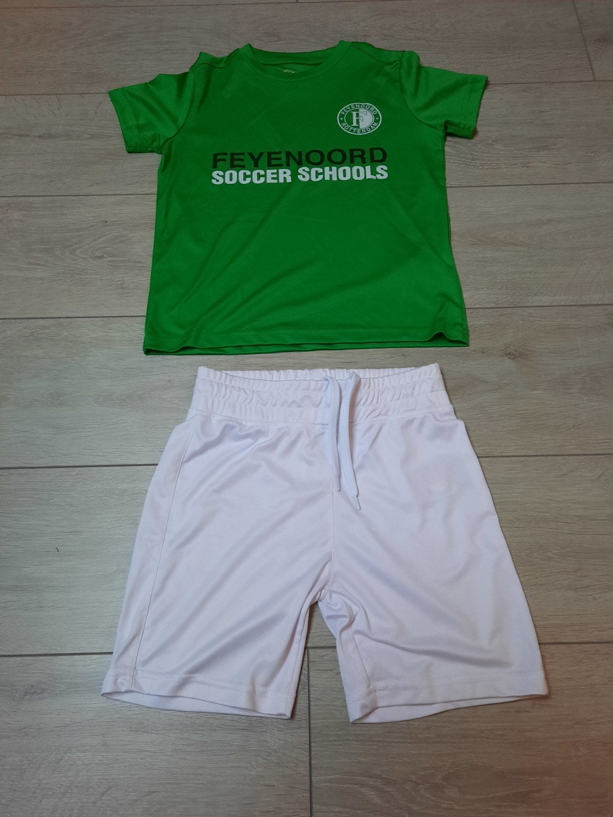 Feyenoord Soccer Schools tenue maat 140, Gebruikt, Ophalen of Verzenden, Setje, Feyenoord
