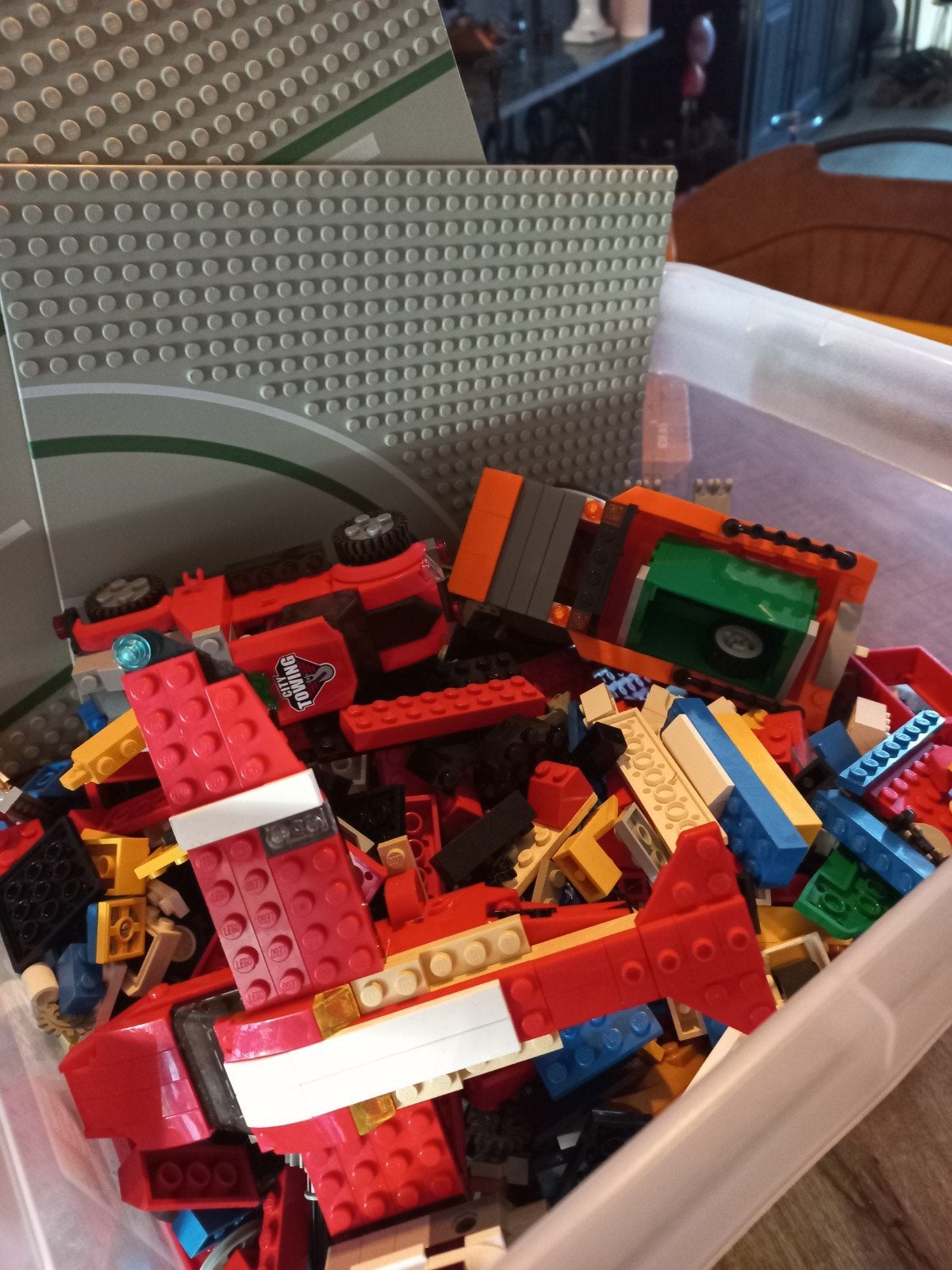 Flinke partijen ongesorteerde Lego met van alles wat., Ophalen of Verzenden