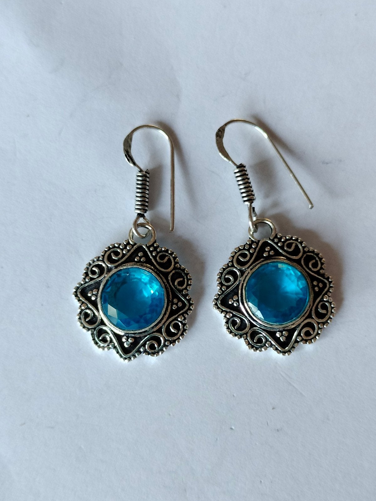 zilveren oorbellen met blauw topaas, Hangers, Nieuw, Met edelsteen, Zilver