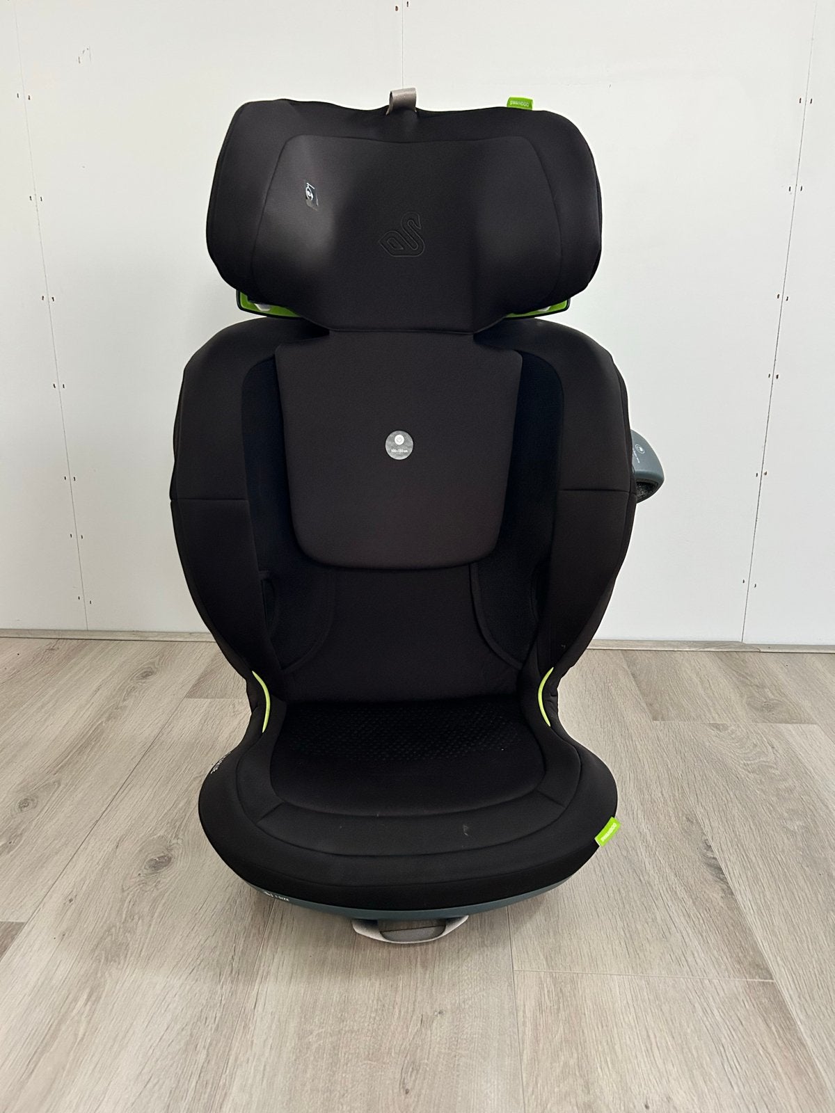 Verlaagd in prijs Swandoo Autostoel Zo goed als nieuw, Verstelbare rugleuning, Zo goed als nieuw, 9 t/m 36 kg, Isofix