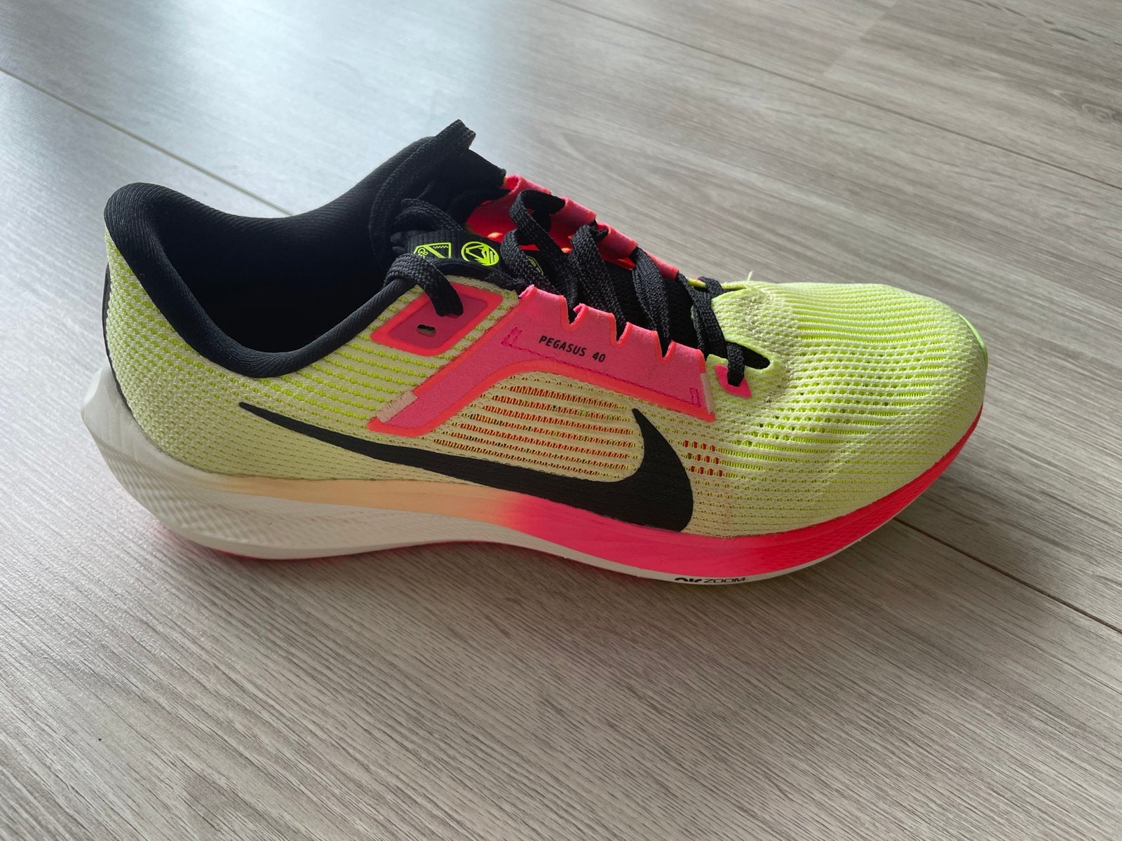 Nike Pegasus 40 Premium Hardloopschoenen Zo goed als Nieuw, Ophalen, Zo goed als nieuw, Hardlopen, Hardloopschoenen