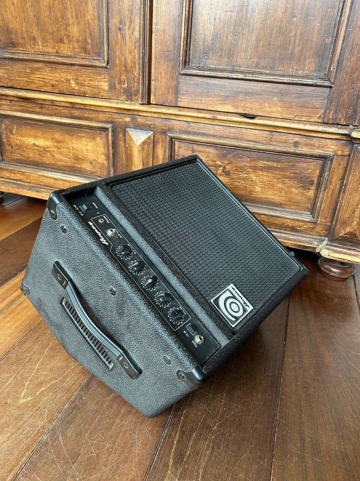 Ampeg BA-108 basgitaarversterker, Ophalen of Verzenden, Zo goed als nieuw, Basgitaar, Minder dan 50 watt