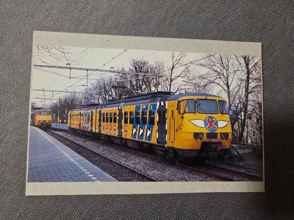 NS Sprinter Trein Ansichtkaart - Gele Trein, Ophalen of Verzenden, 1980 tot heden, Voertuig