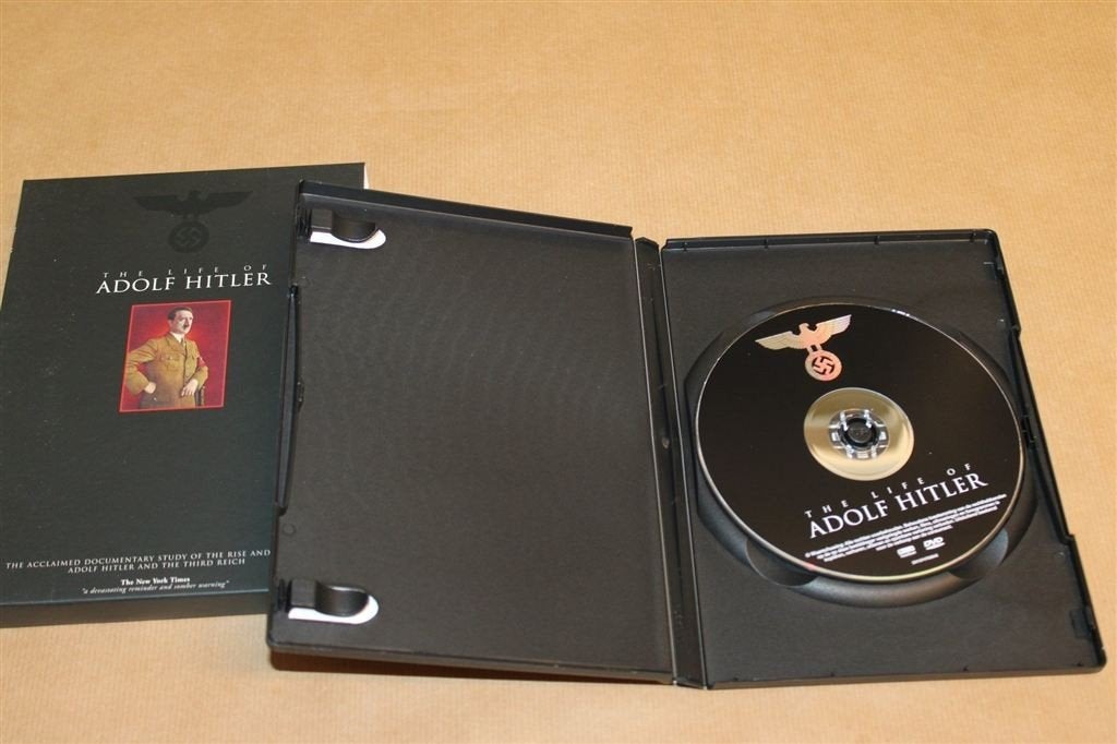 The Life of Adolf Hitler DVD — WOII Documentaire, Alle leeftijden, Ophalen of Verzenden, Zo goed als nieuw, Natuur