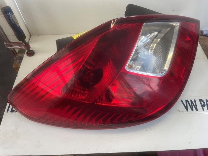 Achterlicht links van een Opel Corsa, Gebruikt, -, Verzenden, -