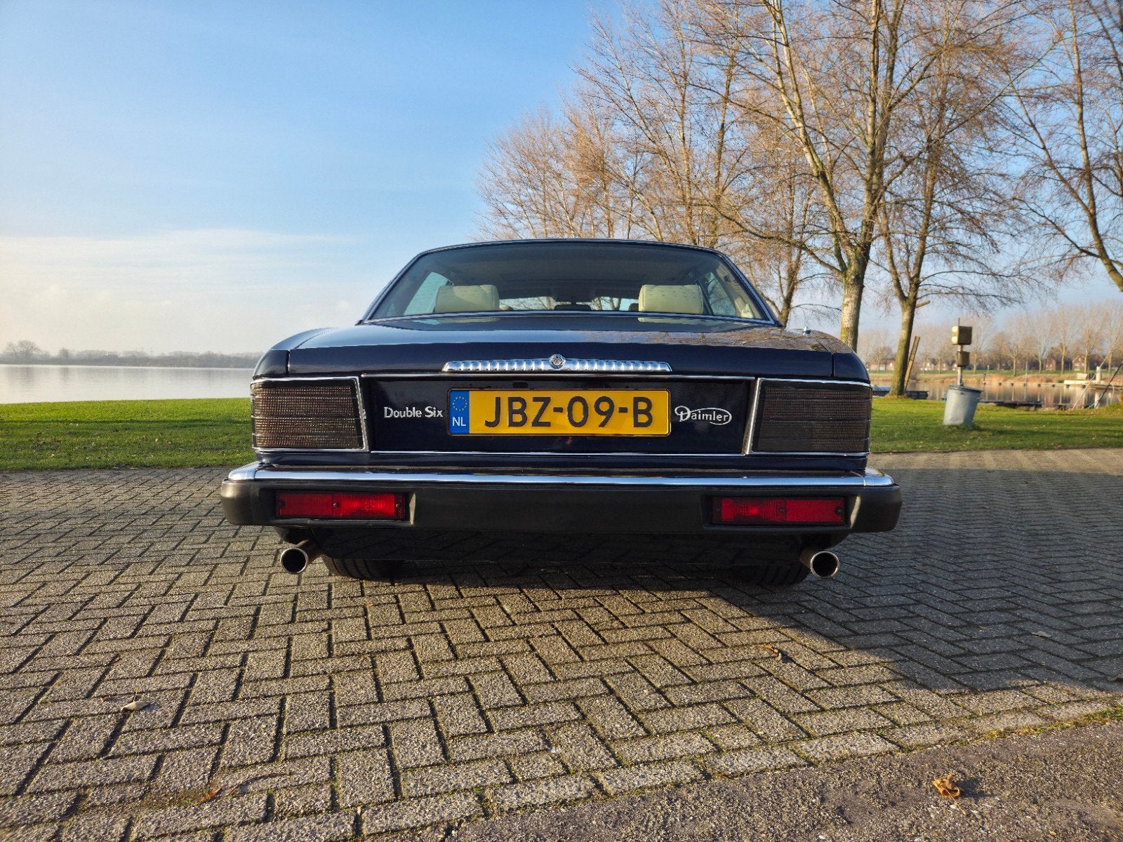 Daimler Double Six 6.0 V12 (1994), foto 6