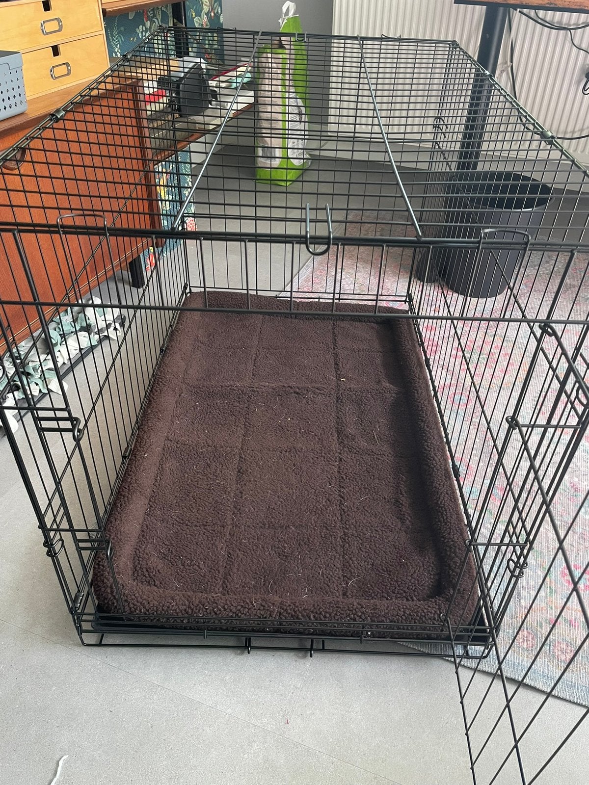 Hondenbench 90x56 cm, 60 cm hoog, Ophalen, Zo goed als nieuw