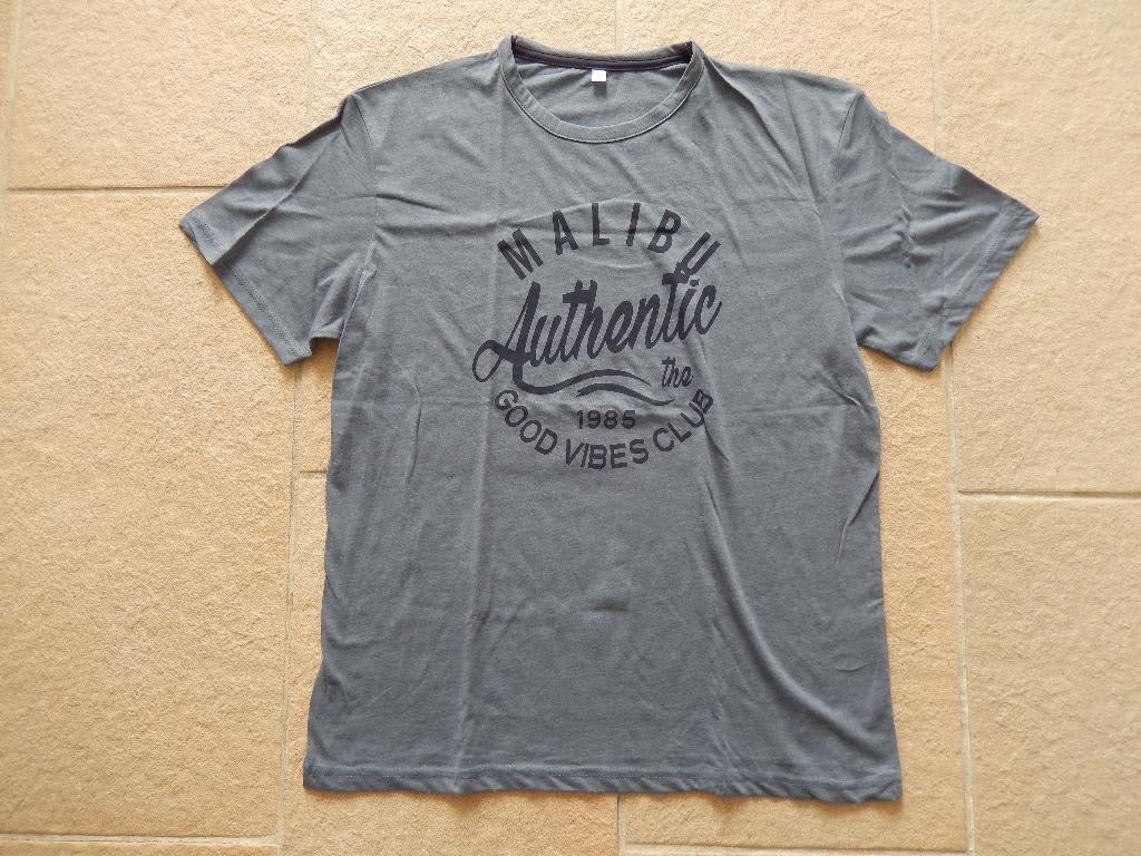 * Nieuw blauw Malibu tekst t-shirt maat m *, Kleding | Heren, T-shirts, Nieuw, Ophalen of Verzenden, Zeeman, Maat 48/50 (M)