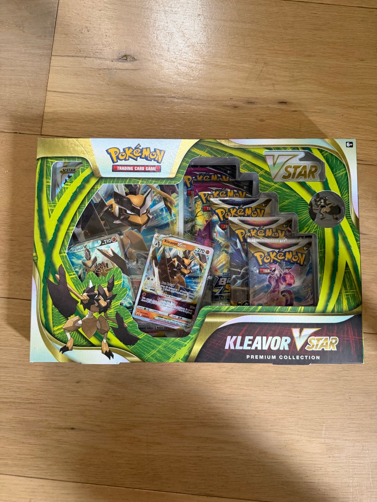 Pokémon Kleavor VSTAR Premium Collection Box, Ophalen of Verzenden, Nieuw, Overige typen
