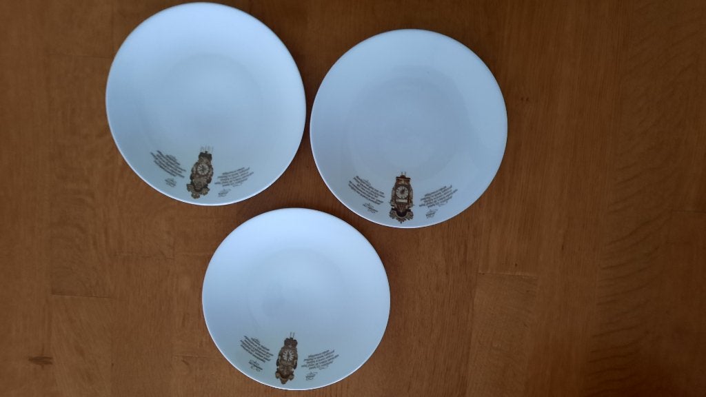 6 ontbijtbordjes Klokken servies  ( Nutroma ), Gebruikt, Ophalen of Verzenden, Bord(en), Overige stijlen