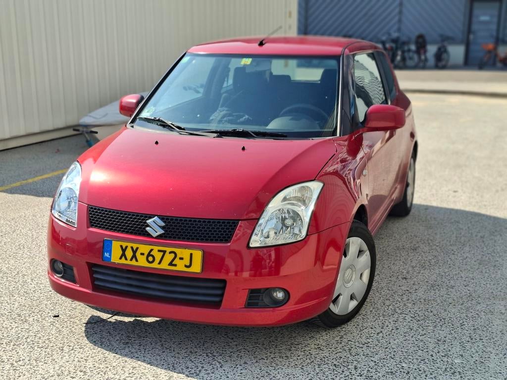 Suzuki Swift 1.3 3D 2005 Rood, Auto's, Suzuki, Particulier, Swift, Airbags, Airconditioning, Benzine, C, Hatchback, Handgeschakeld