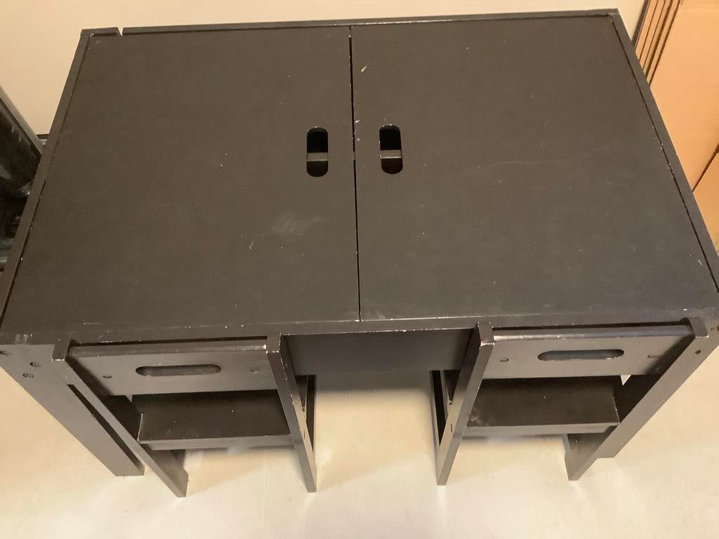 Zwart kinderstoeltje en tafel, Ophalen of Verzenden, Gebruikt, Tafel(s) en Stoel(en)