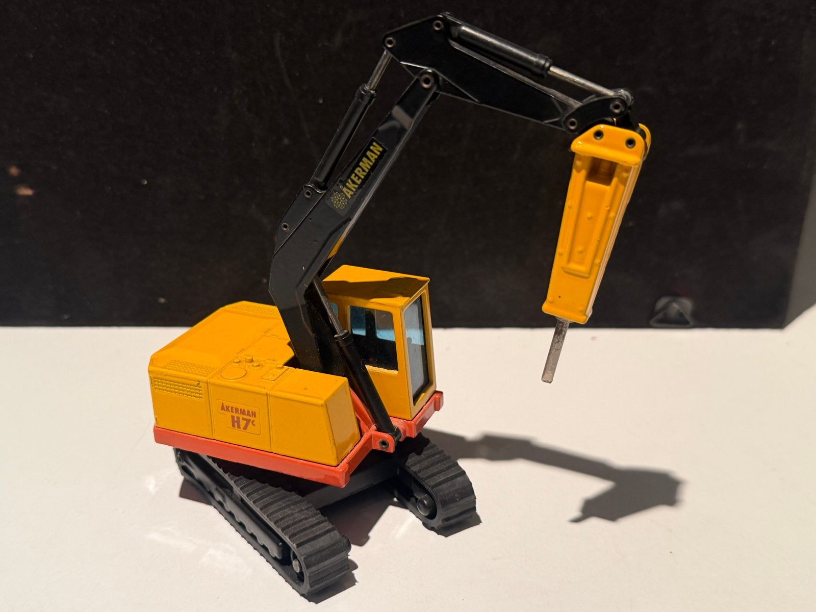 Akerman H7C Graafmachine Model 1:50 - NZG, Ophalen of Verzenden, Gebruikt, Hijskraan, Tractor of Landbouw, NZG