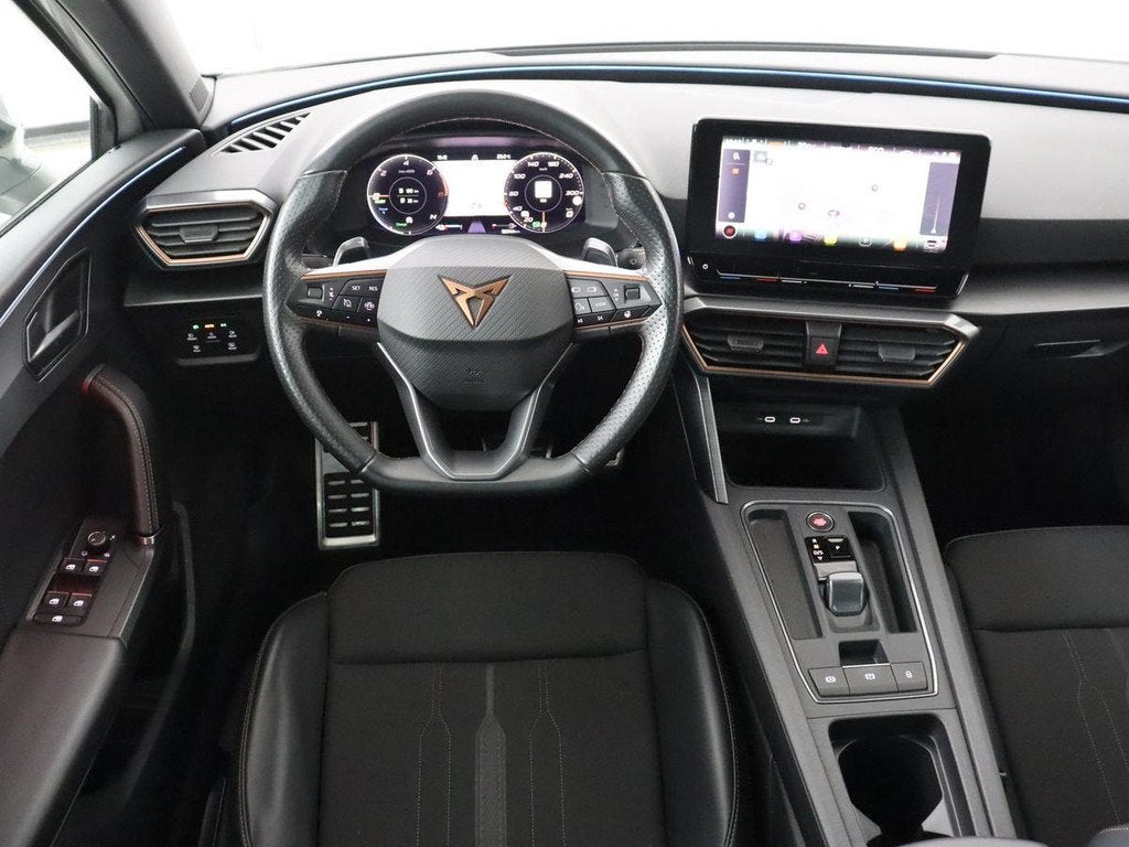 CUPRA Leon 1.4 eHybrid VZ | SOH 90,7% | 245pk | Stoelverwarm, Gebruikt, 4 cilinders, Leon, Wit