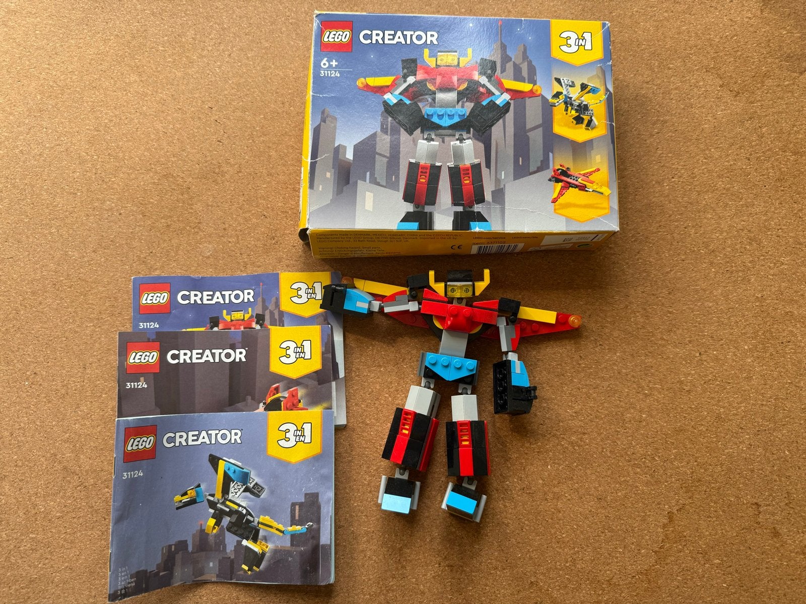 LEGO Creator 3in1 31124 Super Robot - Compleet met doos, Kinderen en Baby's, Speelgoed | Duplo en Lego, Lego, Ophalen of Verzenden