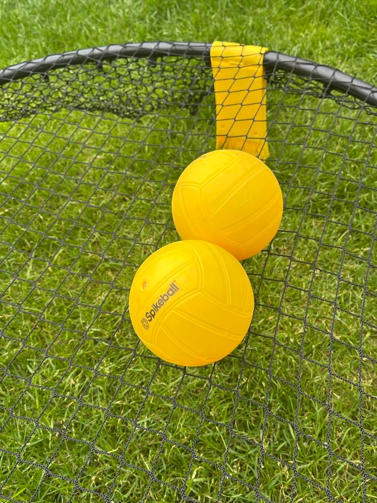 Spikeball Set - Compleet met 2 ballen, Ophalen, Zo goed als nieuw