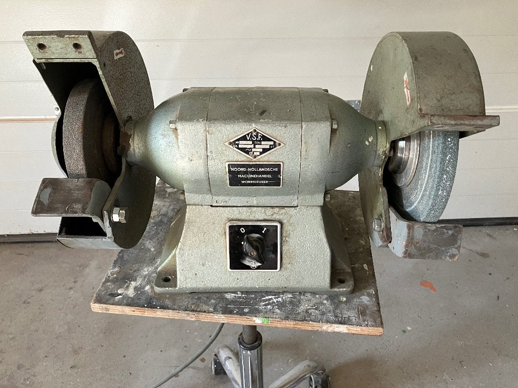 Slijpmachine, Doe-het-zelf en Verbouw, Ophalen, Gebruikt, 700 tot 1000 watt, Werkbankslijpmachine