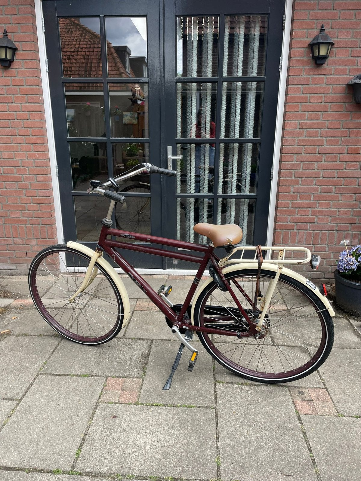 Heren stationsfiets bordeaux met beige 28 inch sparta, Fietsen en Brommers, Ophalen, Gebruikt, Sparta