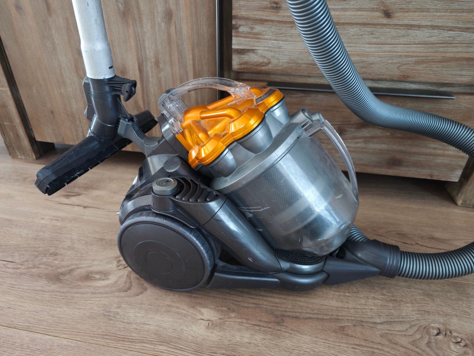 Dyson stofzuiger, lees beschrijving!, Ophalen, Dyson, Niet werkend, Sledestofzuiger