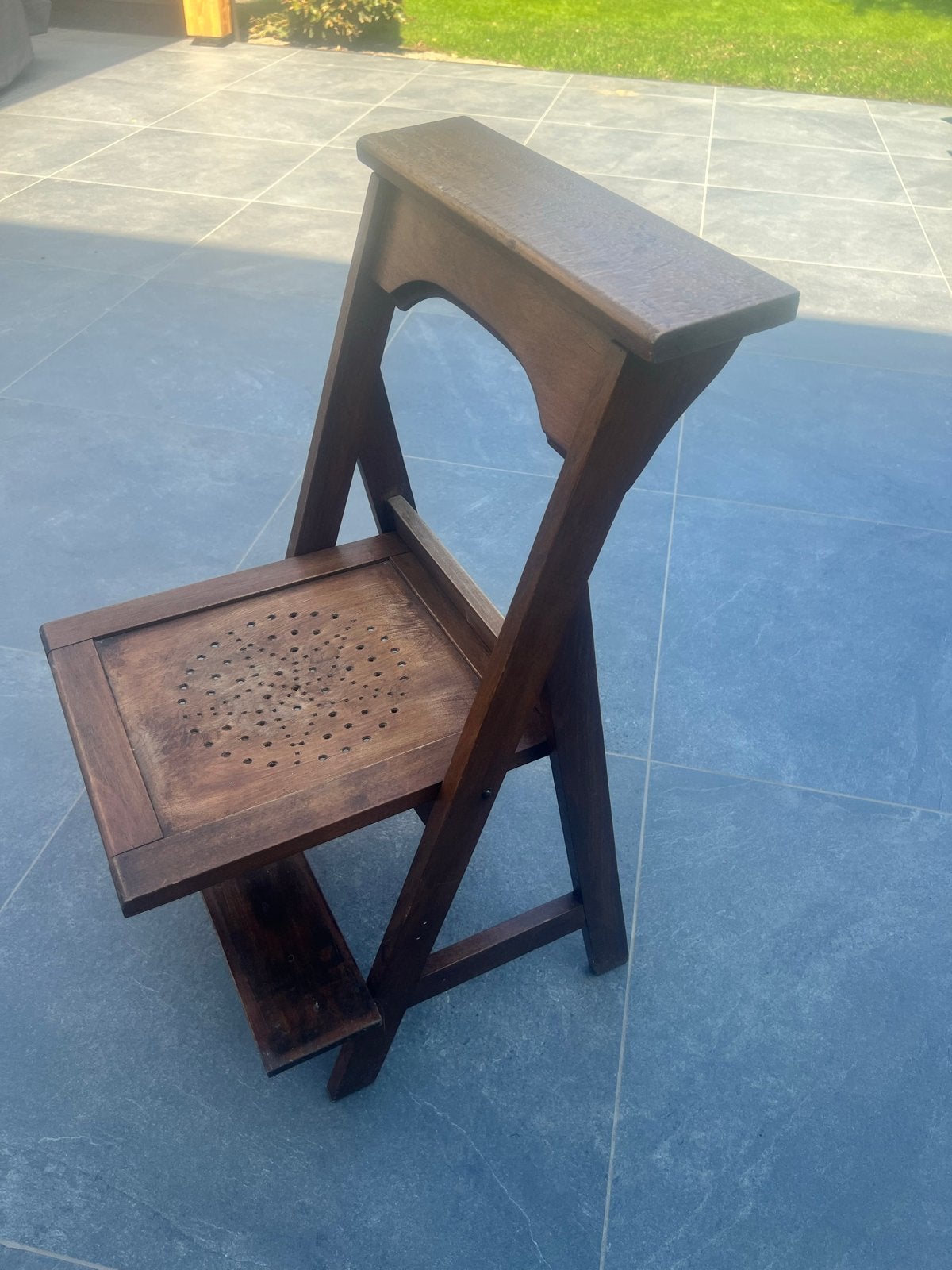 Antieke houten bidstoel/knielbank, Ophalen