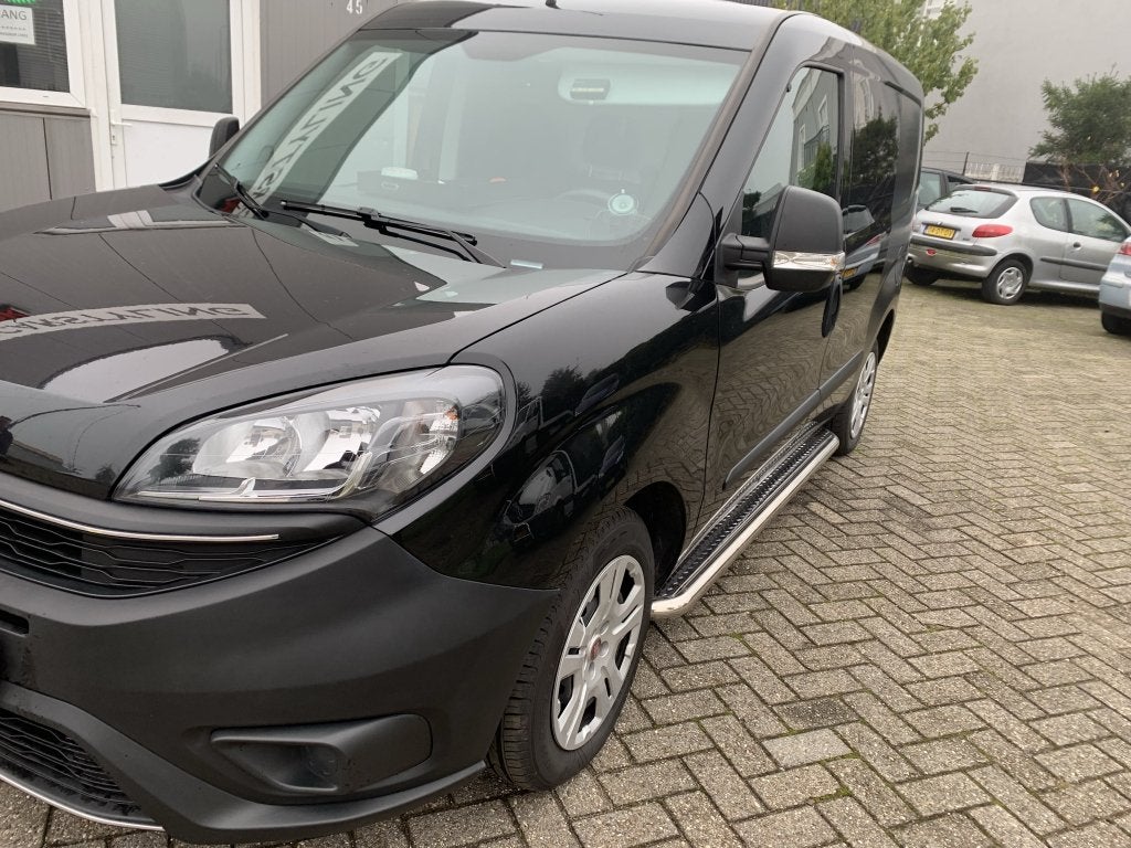 Fiat Doblo sidebars met rvs treeplanken, Auto-onderdelen, Sidebars, Niet ingevuld, Nieuw, Niet ingevuld, Ophalen