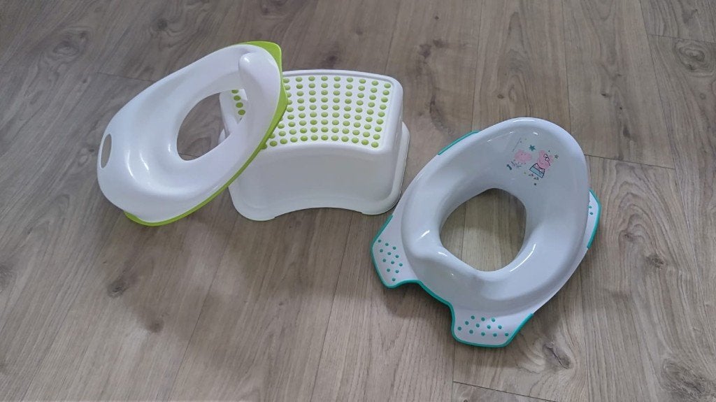 Wc bril verkleiner met trapje, Ophalen, Zo goed als nieuw