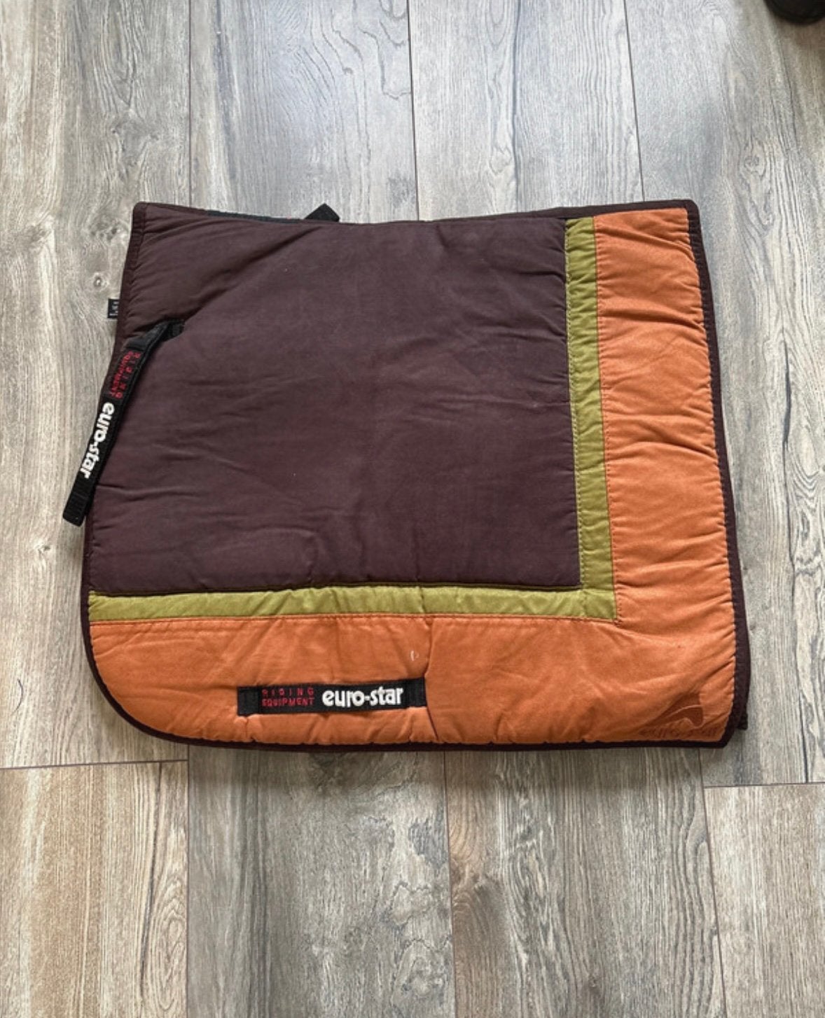 2 pads eurostar maar full dressuur, Dieren en Toebehoren, Full (L), Gebruikt, Ophalen of Verzenden, Bruin