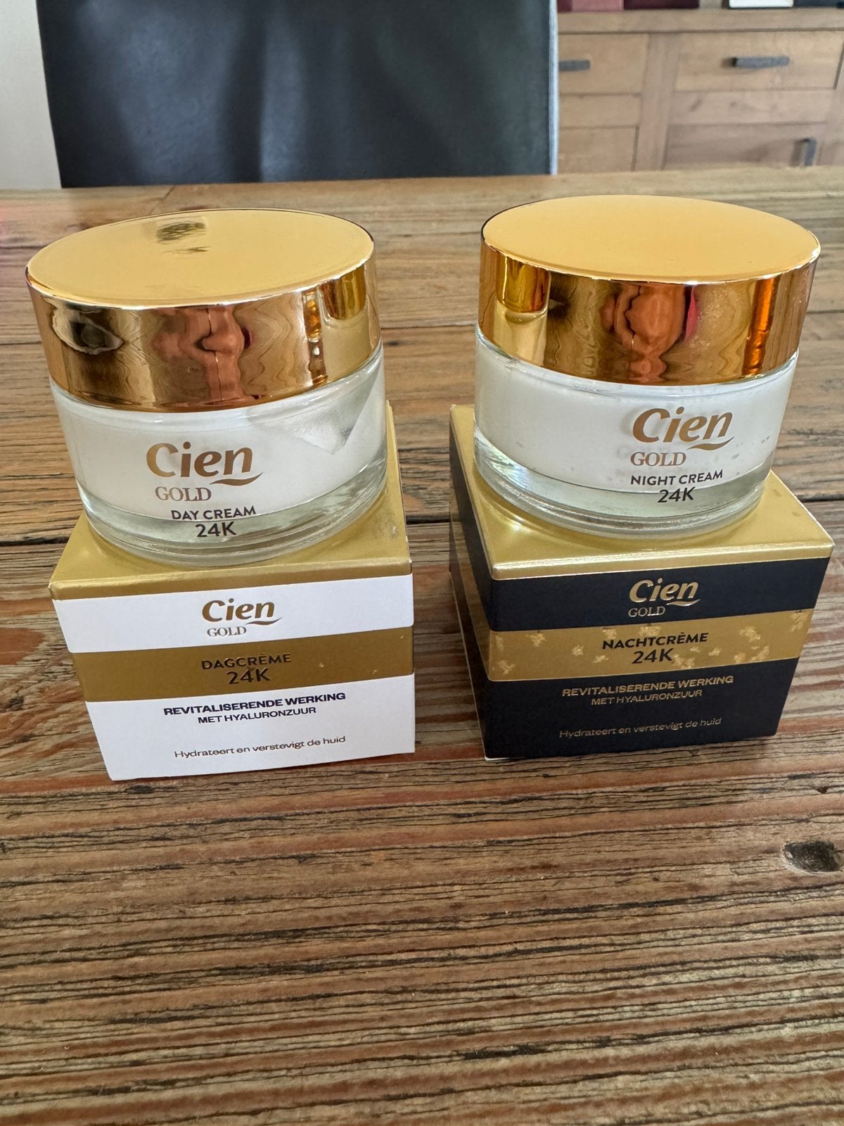 * nieuw * 2 potten Cien Gold 24K nacht- en dagcrème, Ophalen of Verzenden, Nieuw, Gehele gezicht, Verzorging