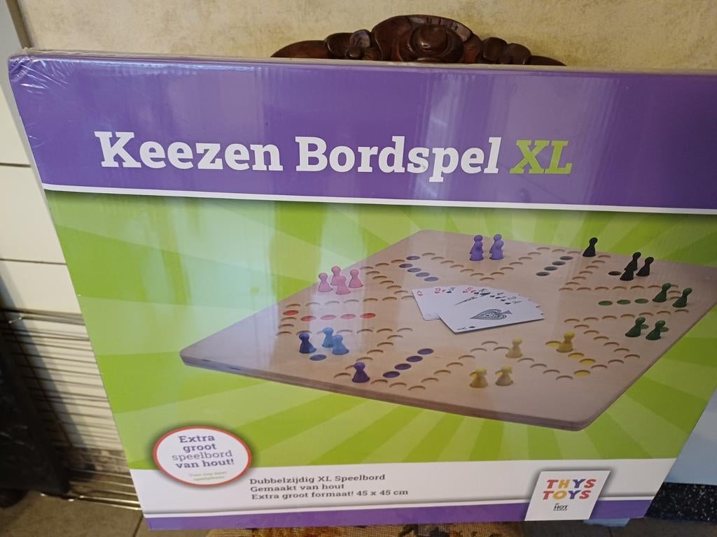 Keezen bordspel XL van hout.nieuw., Hobby en Vrije tijd, Gezelschapsspellen | Bordspellen, Ophalen of Verzenden, Nieuw