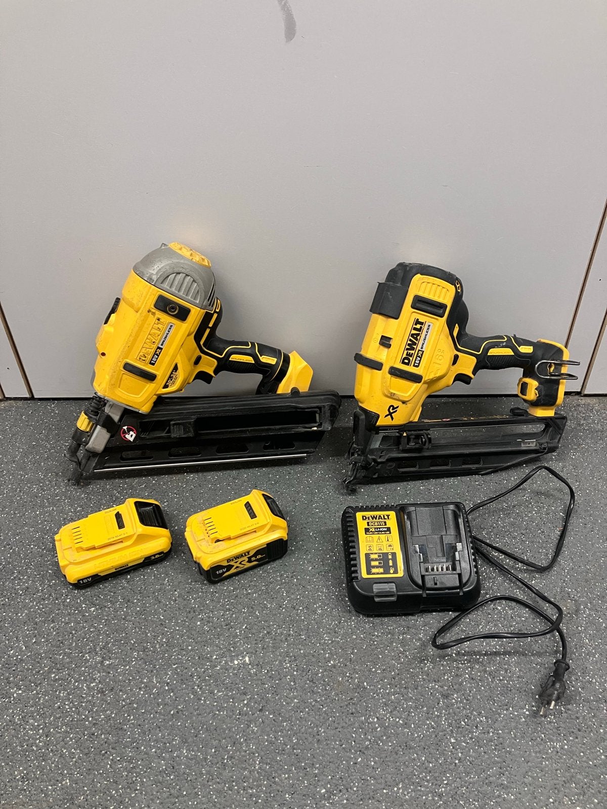 DeWalt tacker DCN692 & DCN660 met Accu's en Lader, Ophalen, Gebruikt, Overige typen, DeWalt