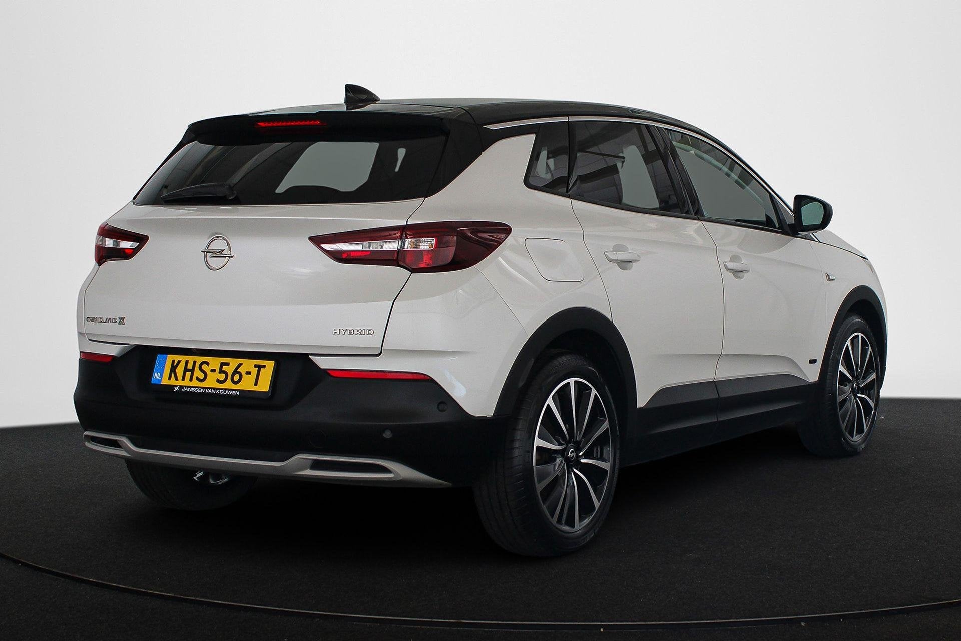 Opel Grandland X 1.6 Turbo Hybrid Ultimate Stoelventilatie D, Auto's, Opel, 228 pk, 4 cilinders, Wit, Bedrijf