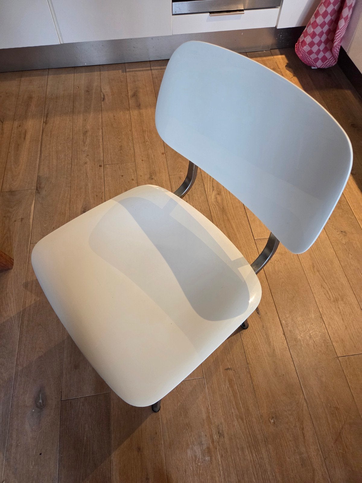 Set van 2 Revolt stoelen, Friso Kramer voor Ahrend, Ophalen, Gebruikt, Twee, Metaal