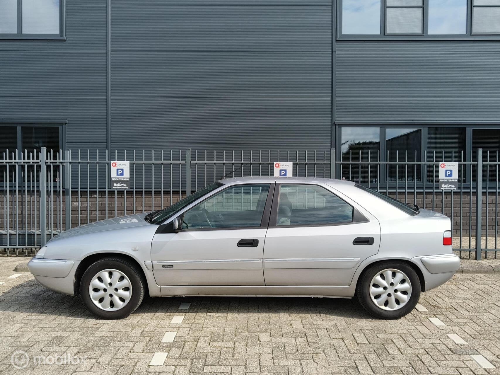 Foto 2 van Citroen Xantia 1.8i | airco | 88dkm | trekhaak | izgs