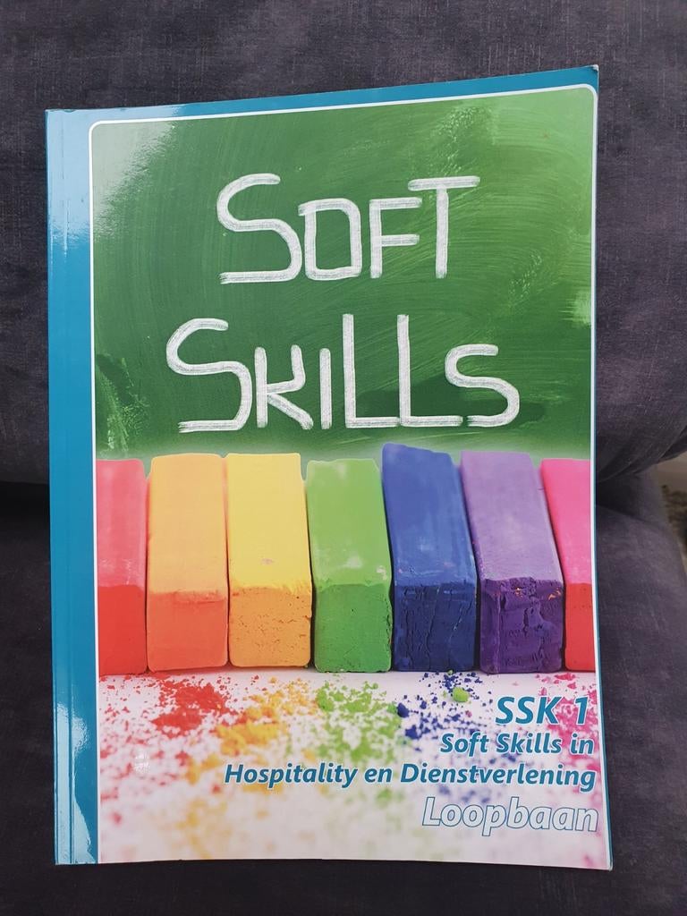Studieboek Soft Skills Hospitality en Dienstverlening, Ophalen of Verzenden, Zo goed als nieuw, MBO